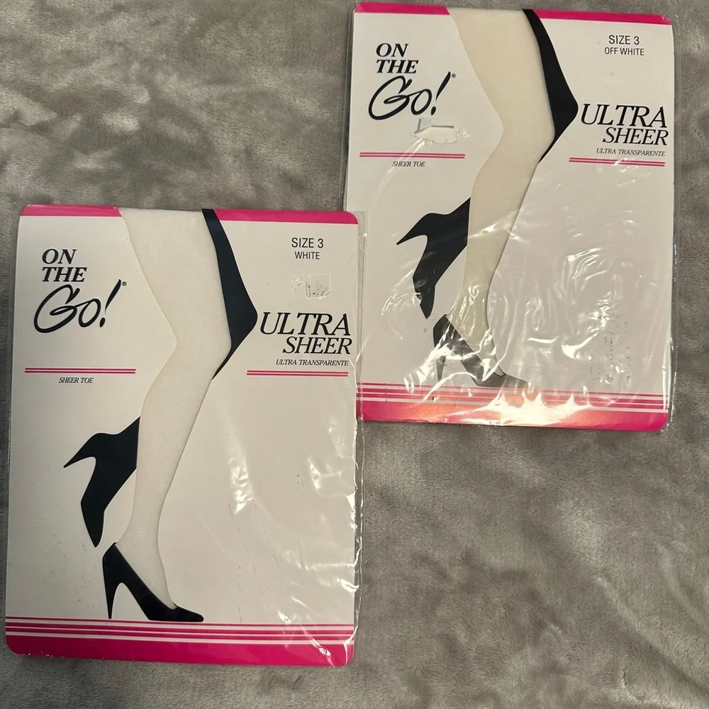 2 pair On the Go! Pantyhose Hose Sz 3, 1 pr Off White,‎ 1 pr White